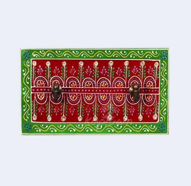 Wooden Green Red Cloth Hook Hanger| Stylish and Functional Home Accessory