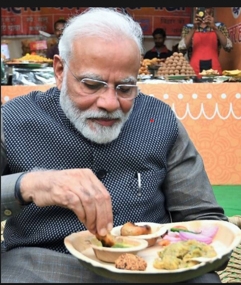 Modiji knows the Scientific Benefits of eating with hands